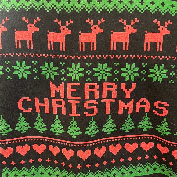 A very 90s Black Christmas Sweatshirt with Reindeer and Trees - Picture 2 of 2